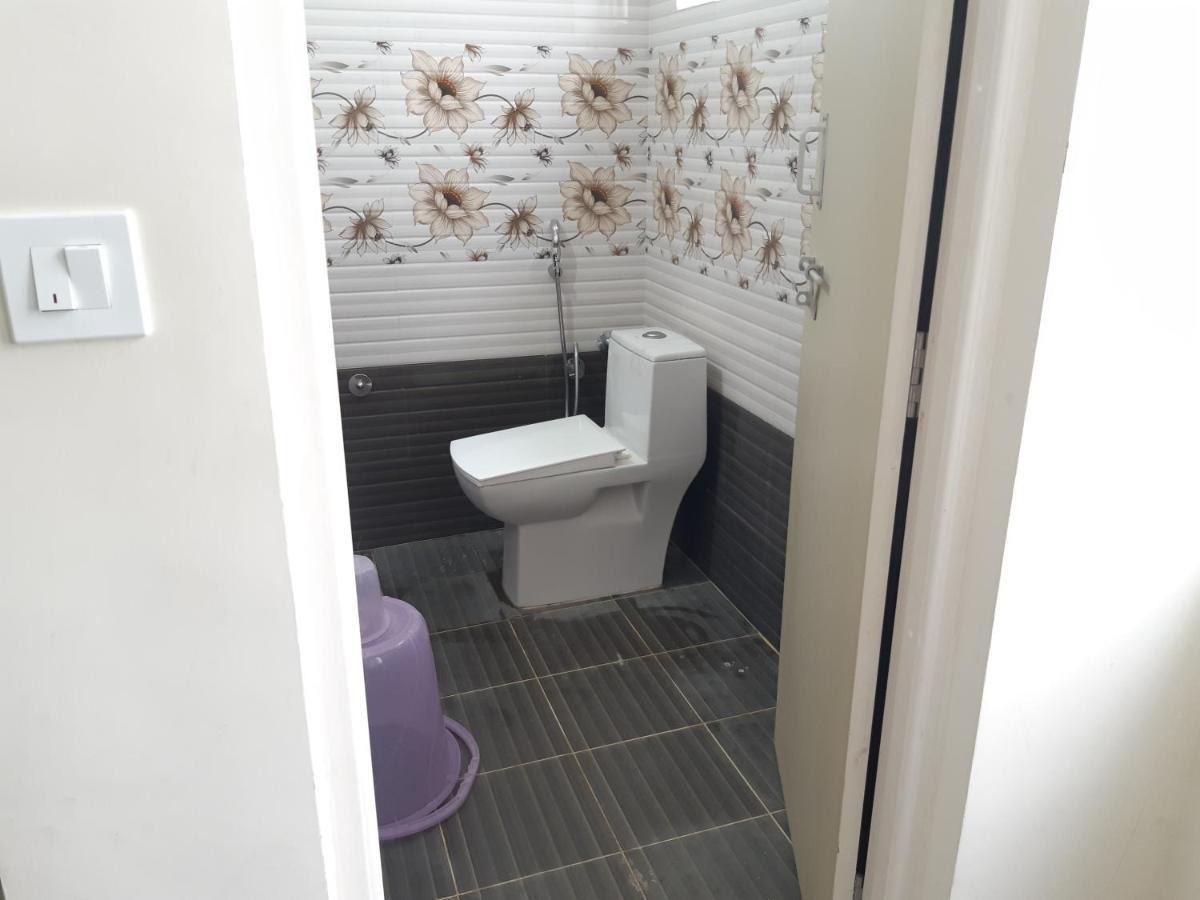 Cnr Residency 호텔 Madanapalle 외부 사진
