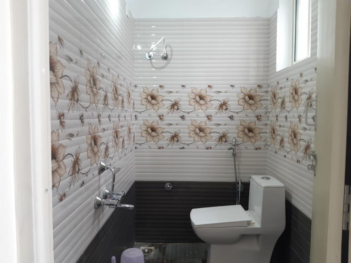 Cnr Residency 호텔 Madanapalle 외부 사진
